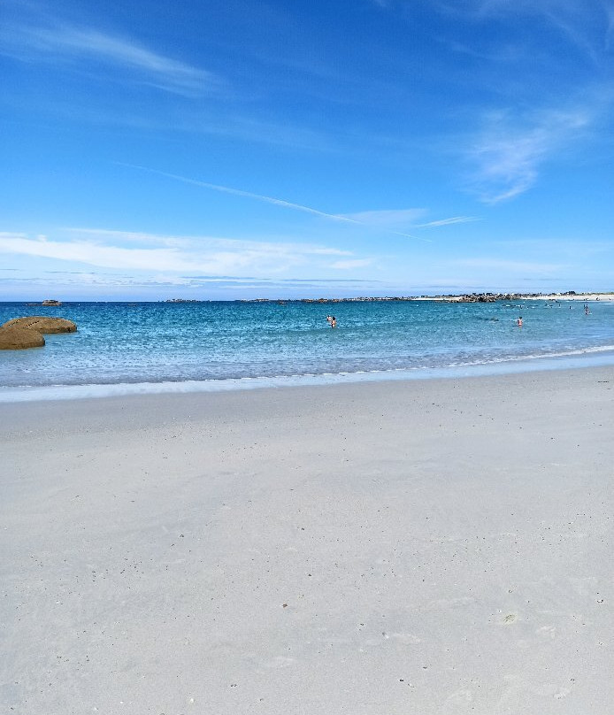 Plage de Boutrouilles-Kerlouan必去景点