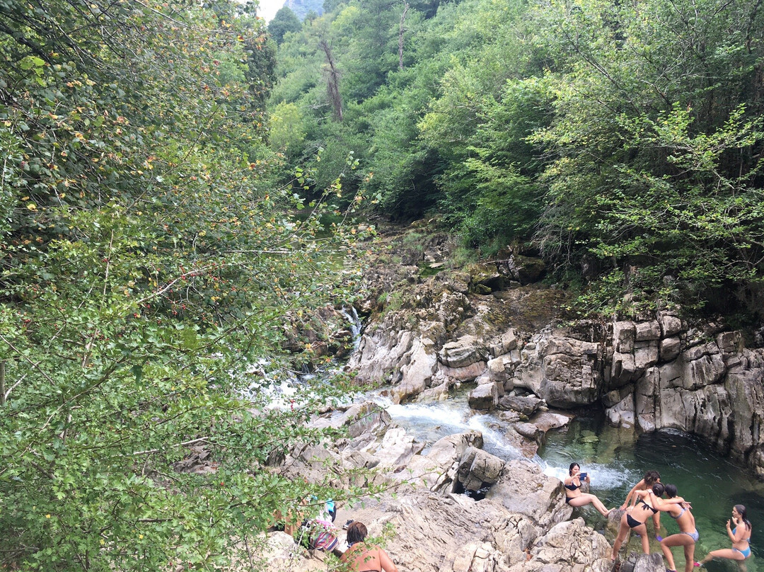 Senda De La Olla De San Vicente景点图片