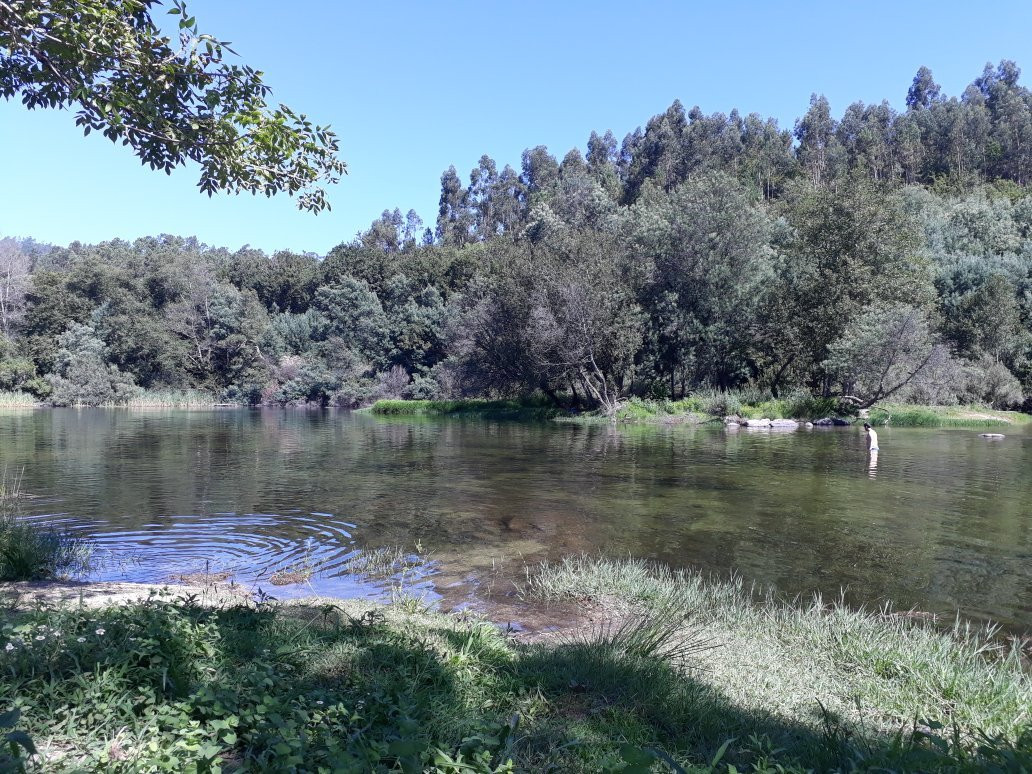 Praia Fluvial de Verim景点图片