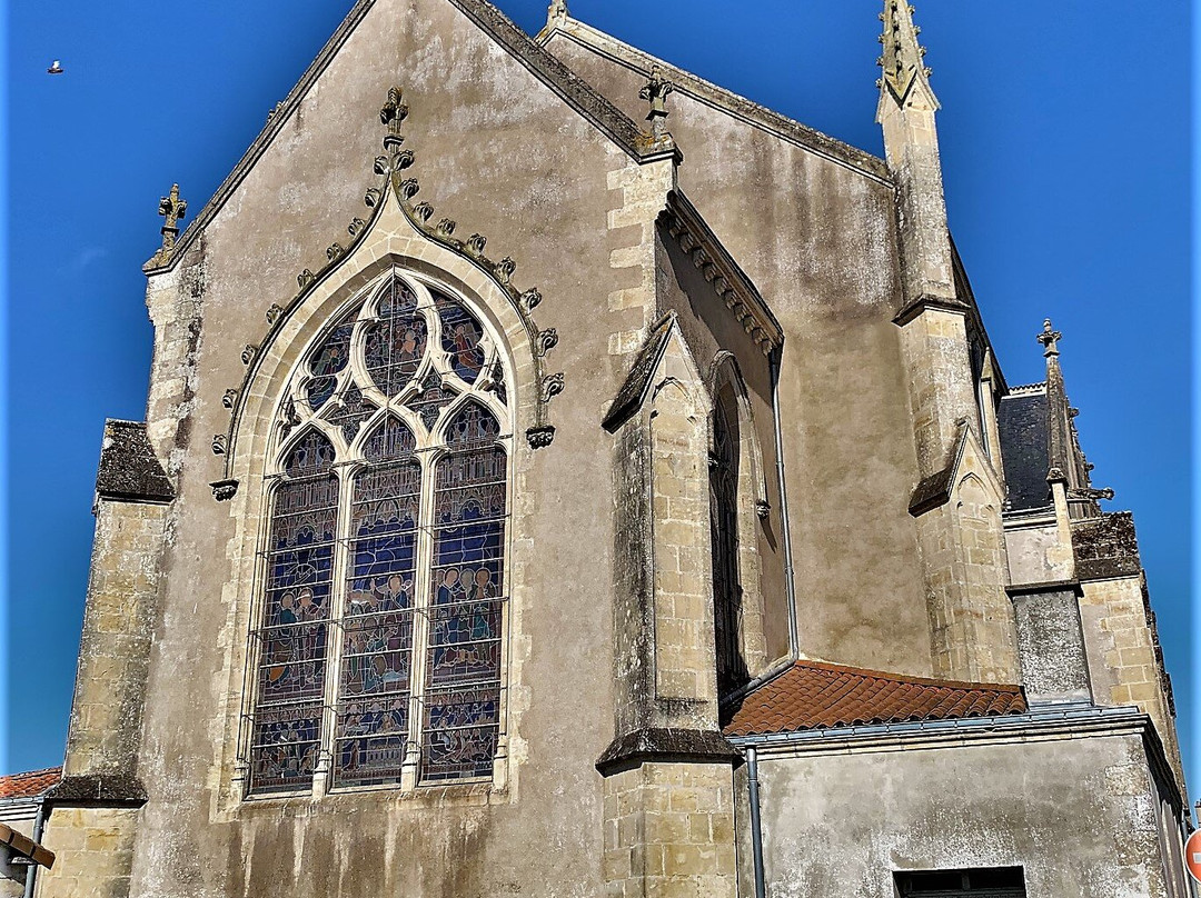 Eglise Saint-Pierre-Saint-Pierre-du-Chemin必去景点