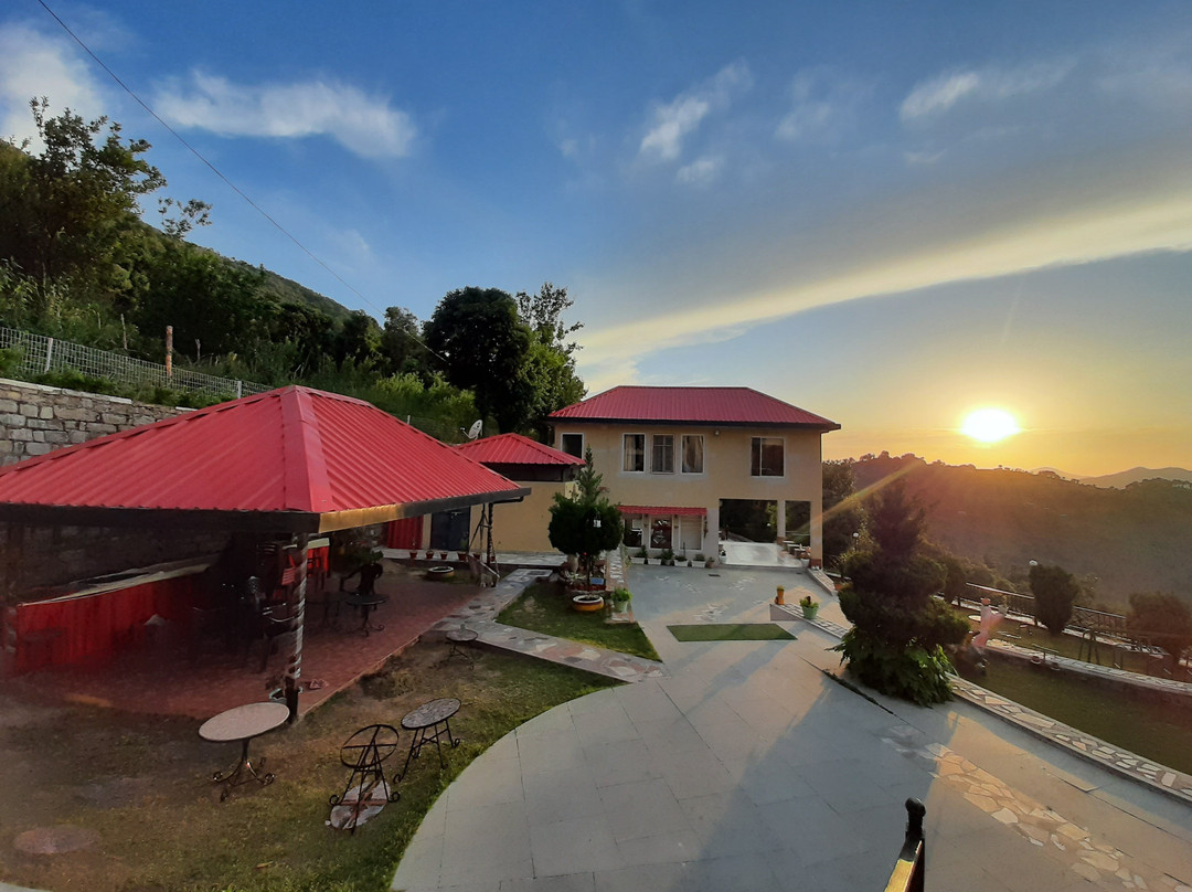 Mist N Meadows Resort主图