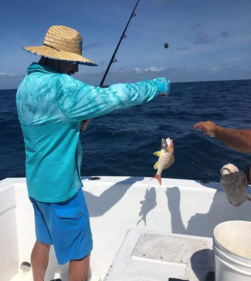 MacAttack Charters-迈尔斯堡海滩必去景点