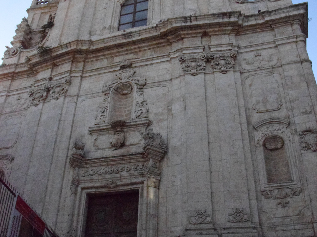 Chiesa di San Francesco-奥斯图尼必去景点