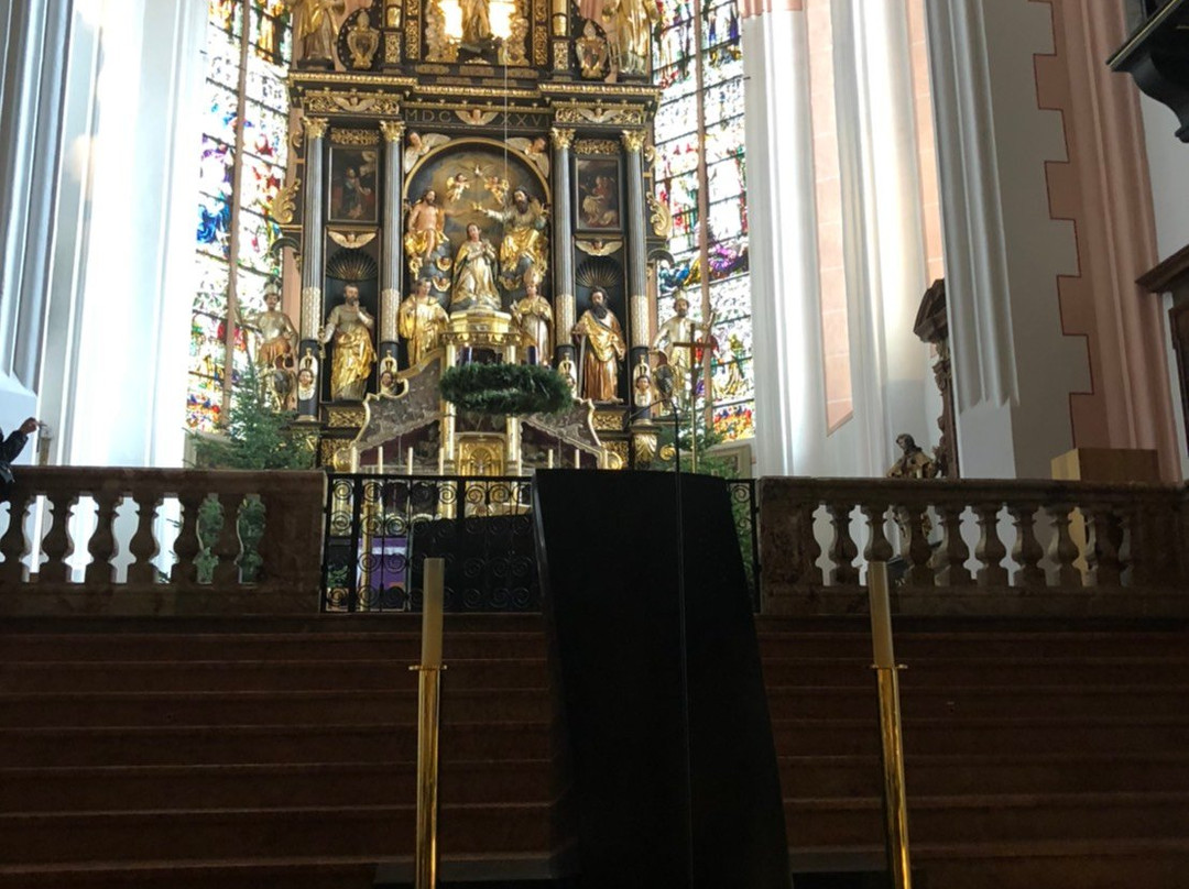 Basilika St. Michael-月亮湖必去景点
