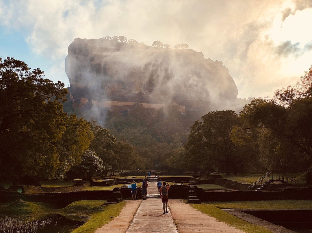Heavenly Tours Sri Lanka sigiriya-锡吉里亚必去景点