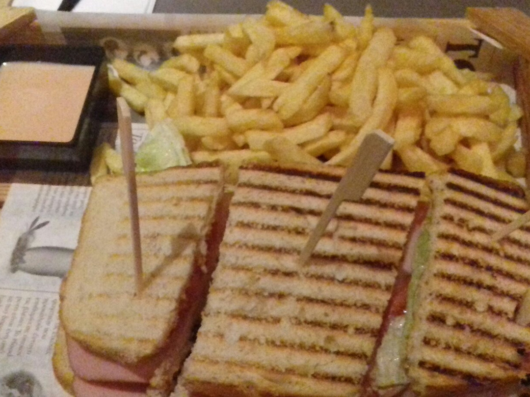 Mr. Peacock-Chalandri必去景点