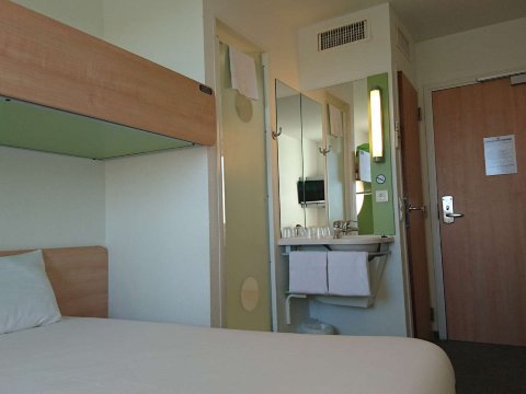 昂瑟尼宜必思快捷酒店-官方