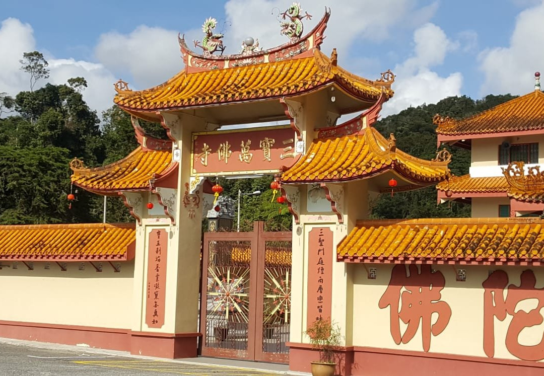 Sam Poh Temple景点图片