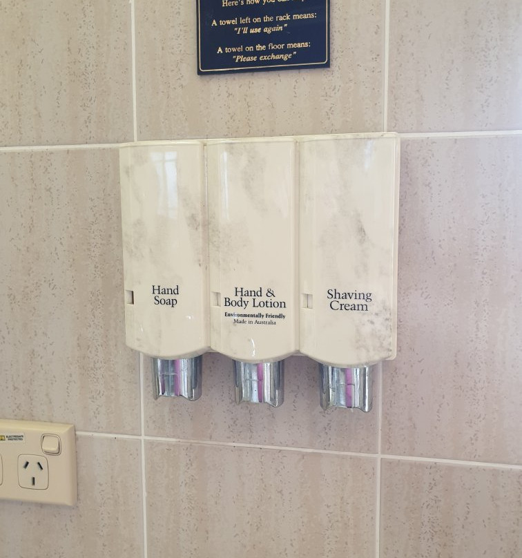 Grand Manor Motor Inn主图