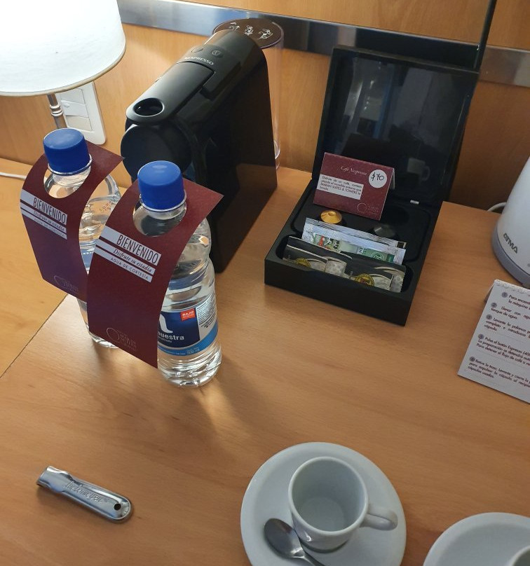 Maran Suites & Towers主图