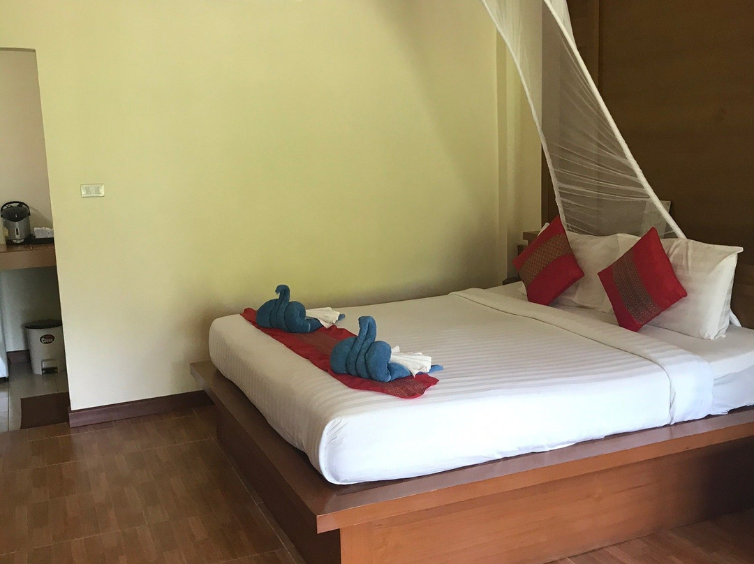 罗莎莎洋渡假村主图