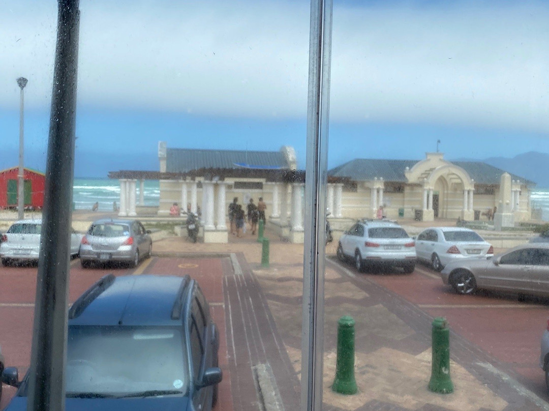 Surf Emporium-Muizenberg必去景点