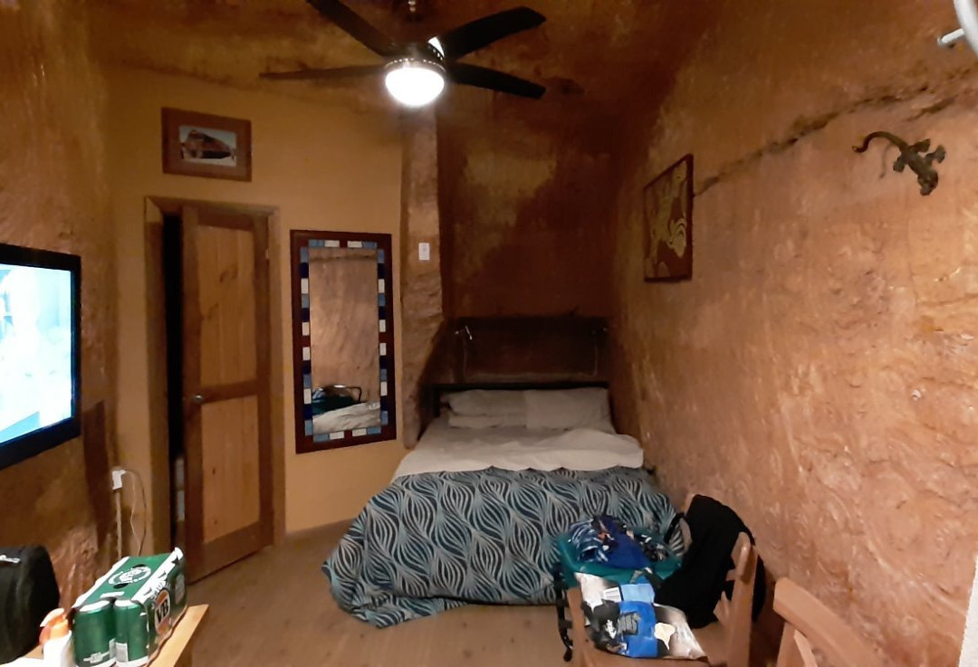 The Underground Motel主图