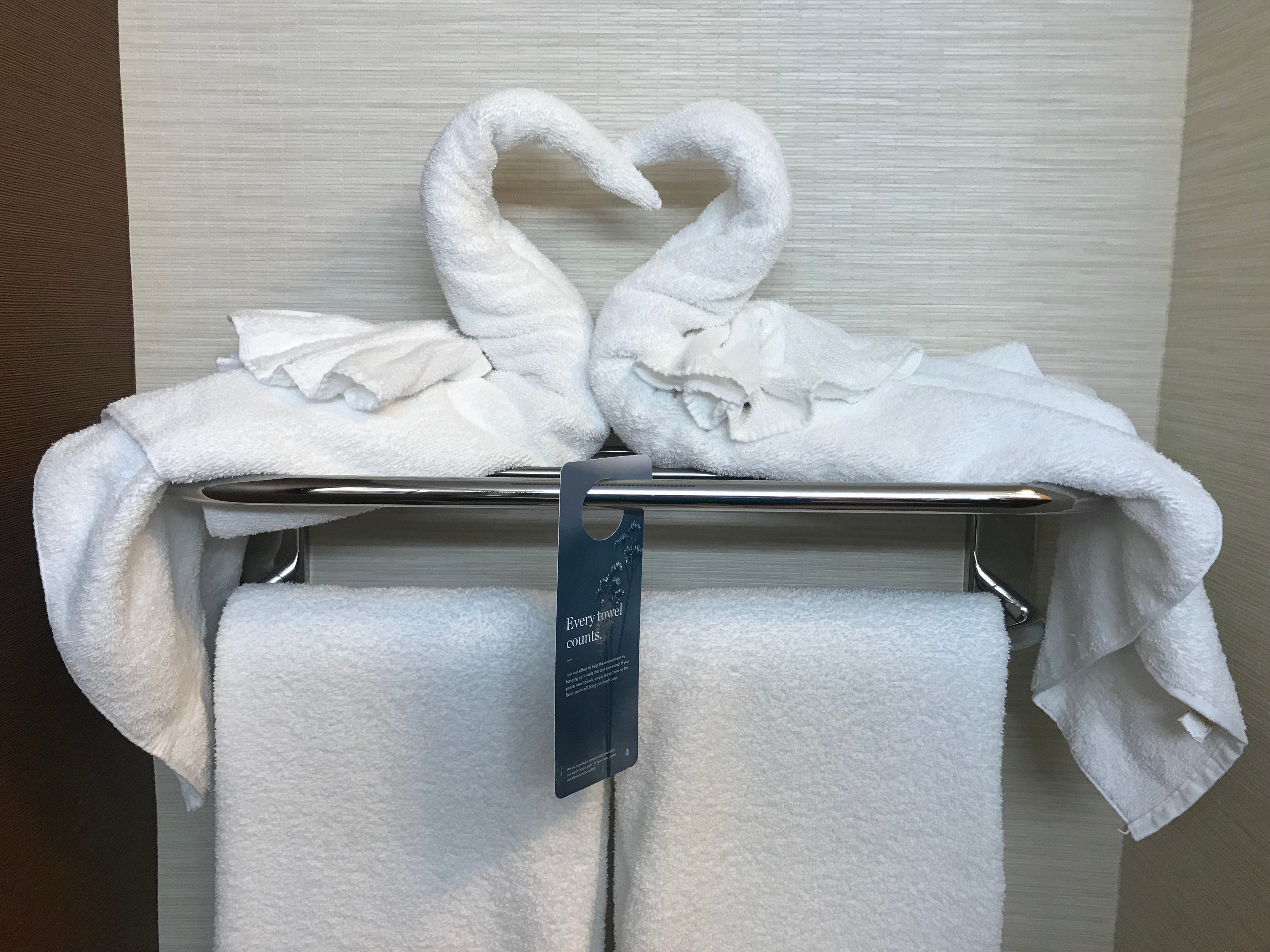 Fairfield Inn & Suites by Marriott Greensboro Wendover-浴室