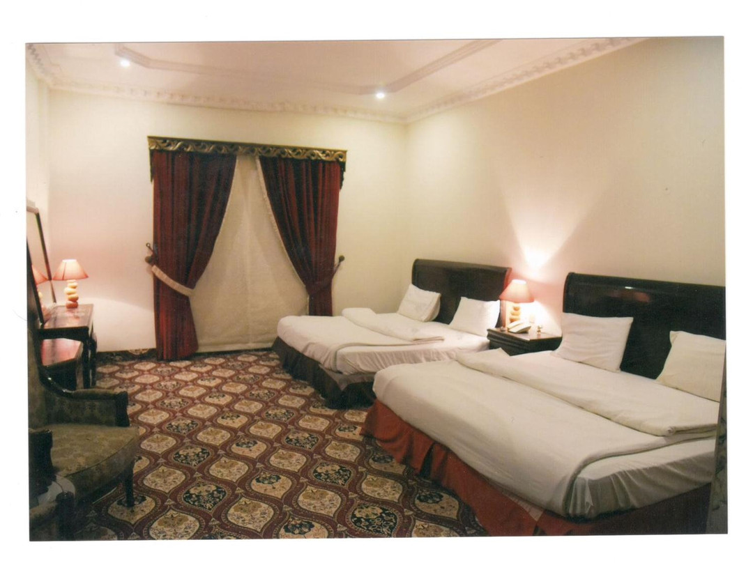 Hotel The One