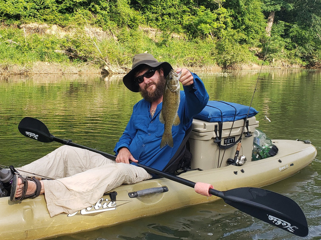 Two Spirits Ltd. Canoe Adventures景点图片