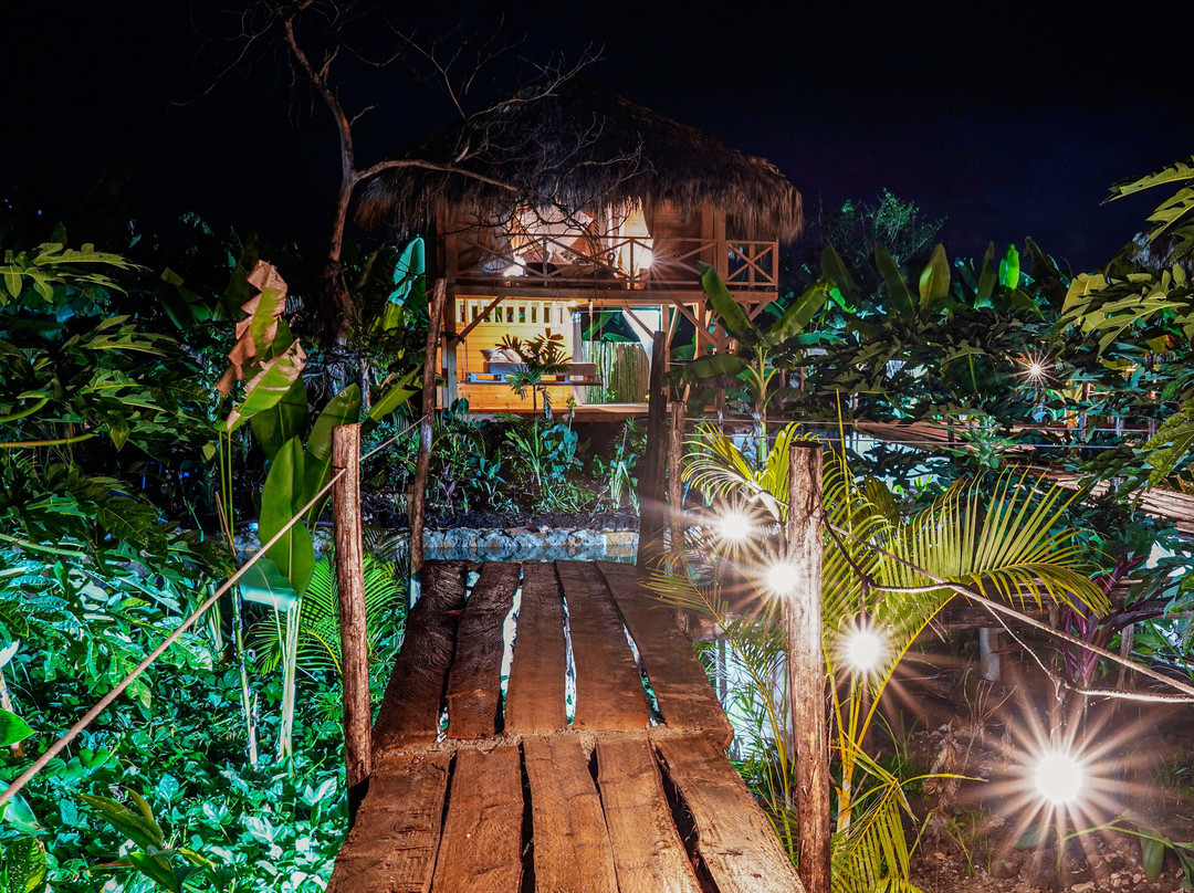 莎玛那生态小屋旅馆