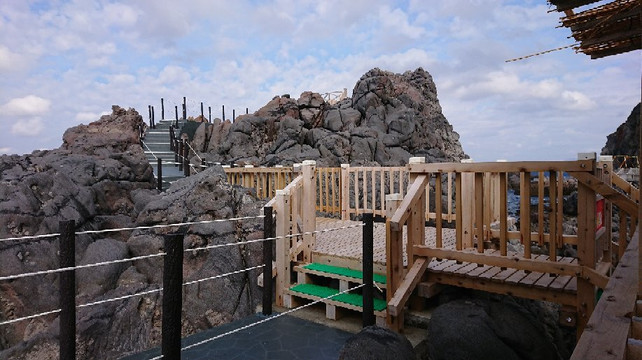 Akasaki Boardwalk-神津岛村必去景点