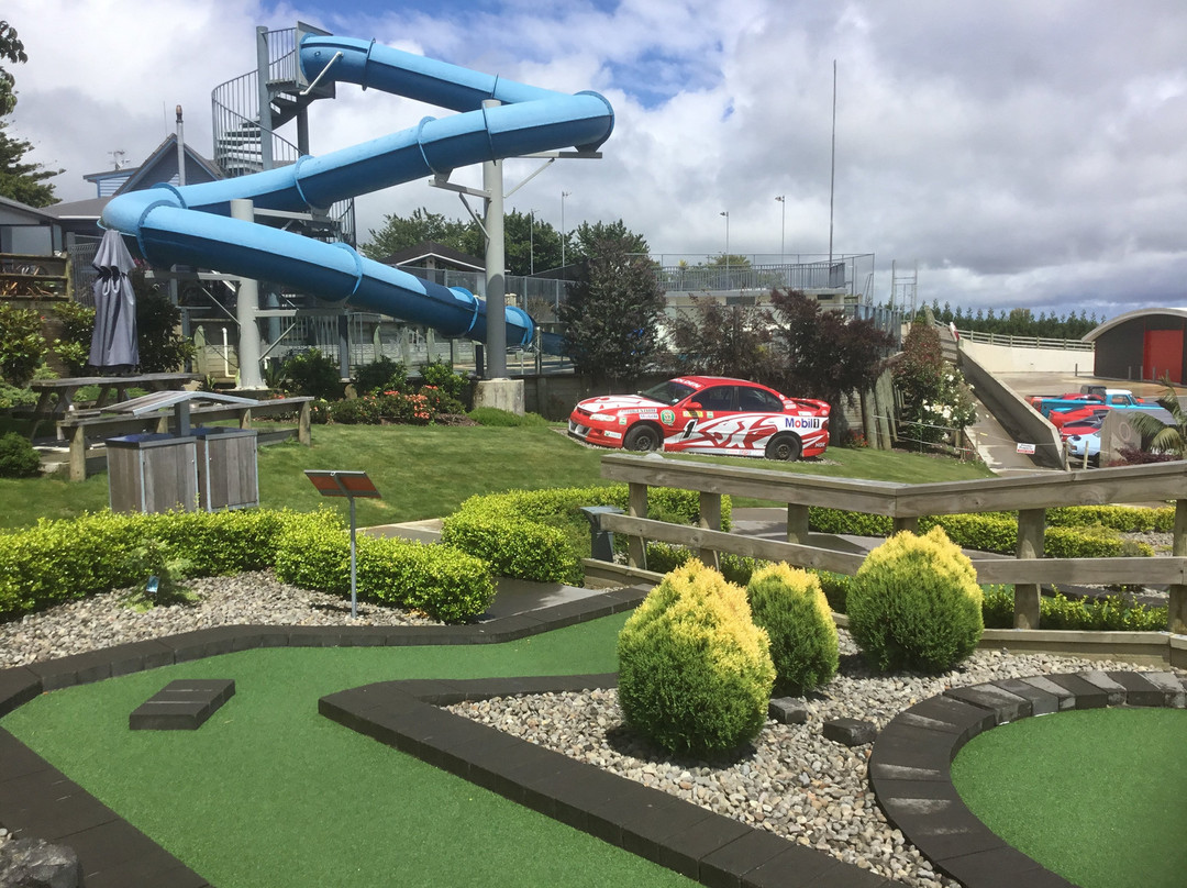 Hillsborough Mount Panorama Mini Putt景点图片