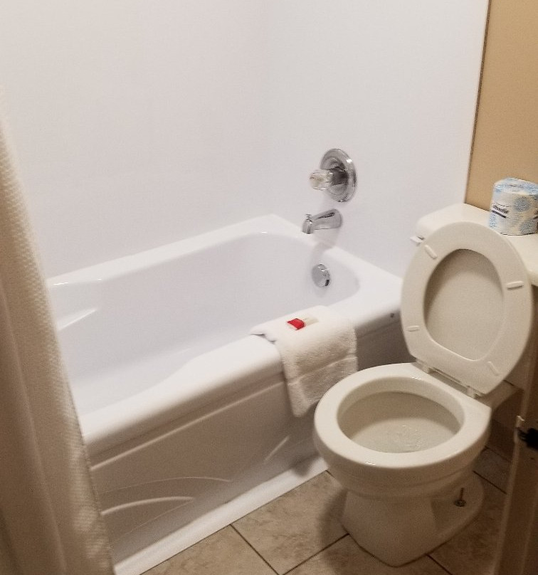 萨斯卡通速8酒店主图