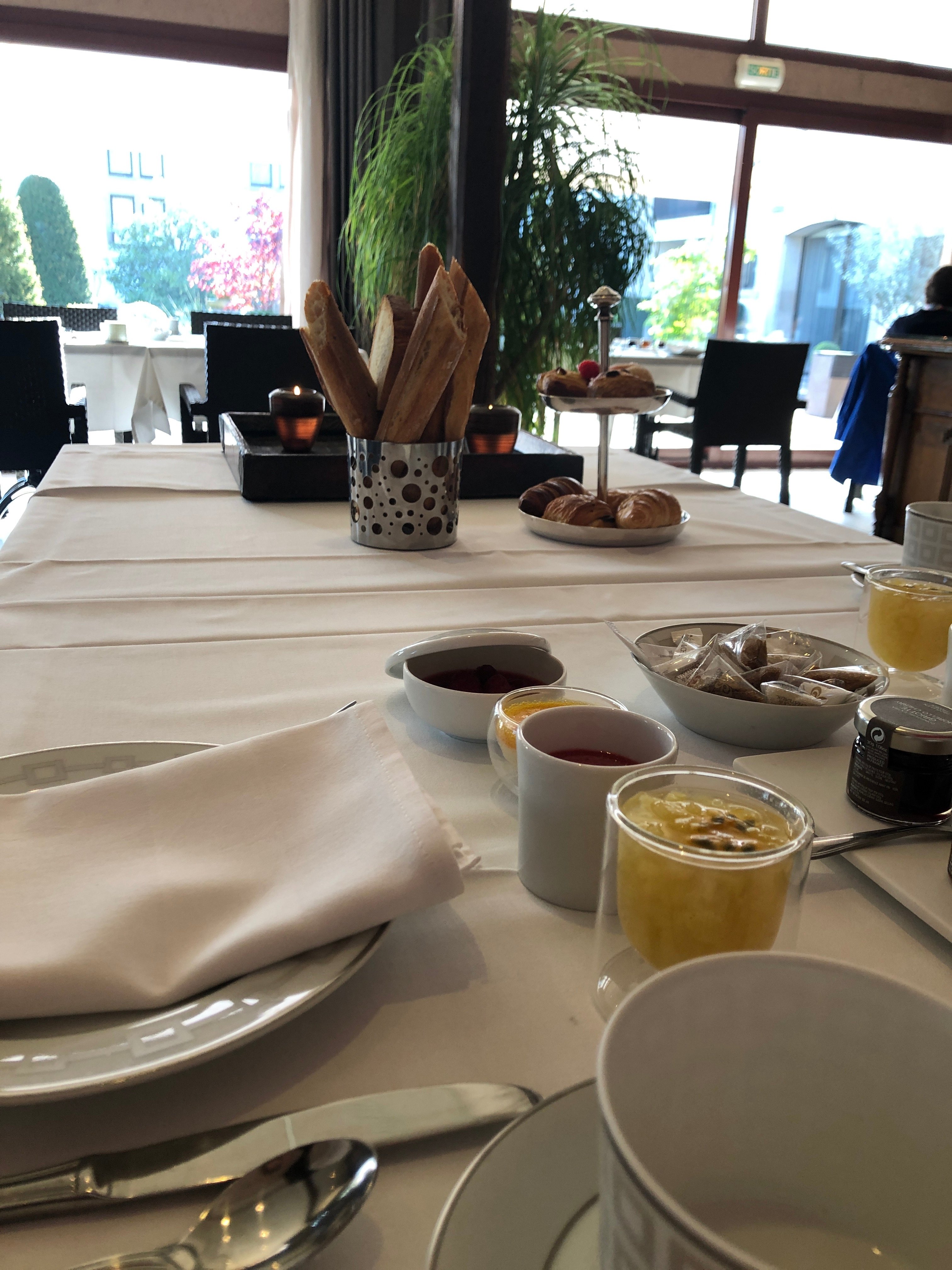 Château d'Adomenil-餐饮