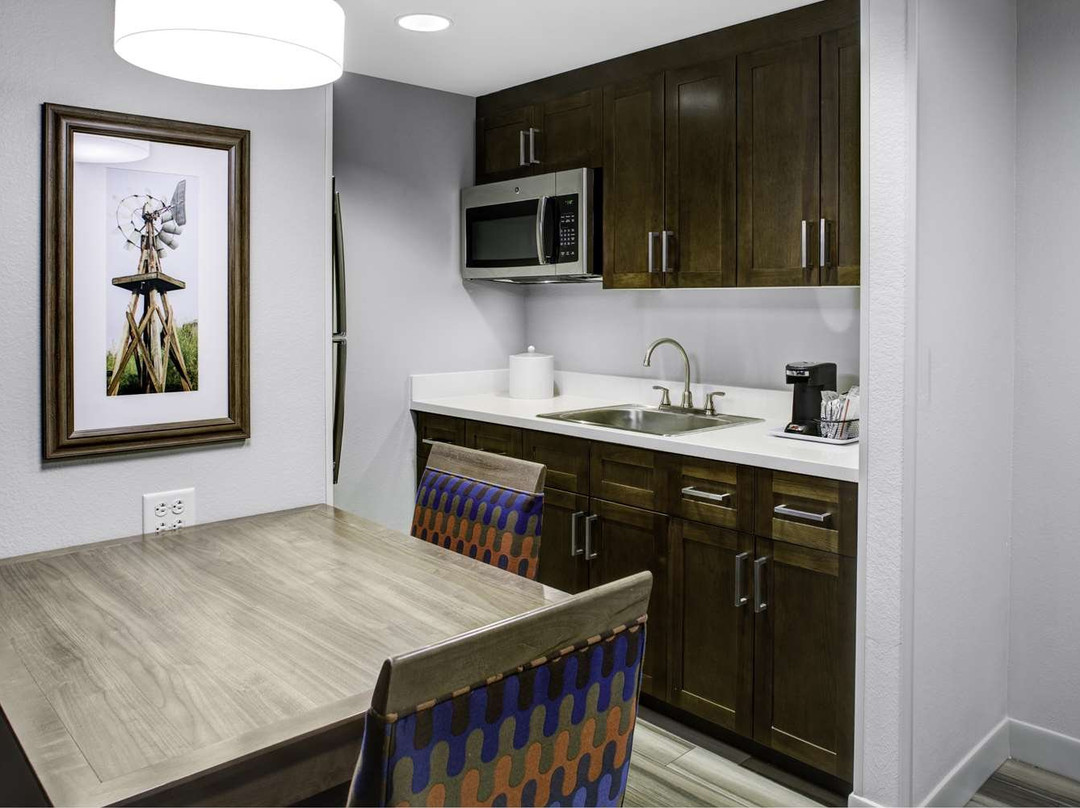 Hampton Inn & Suites Pittsburg Kansas Crossing主图