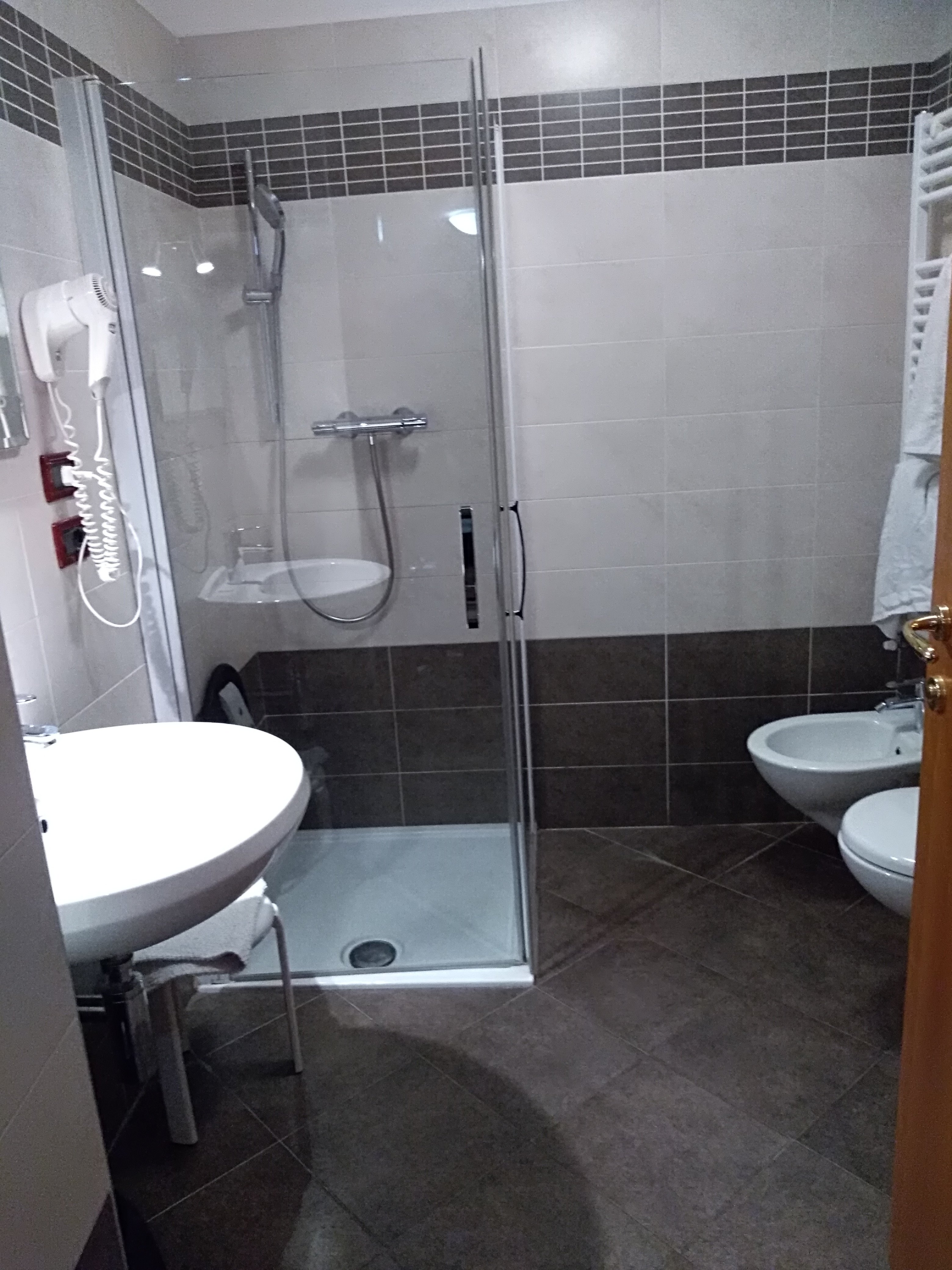 Hotel Garni Venezia-浴室