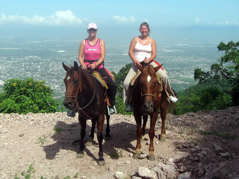 Rancho El Charro-瓦拉塔港必去景点