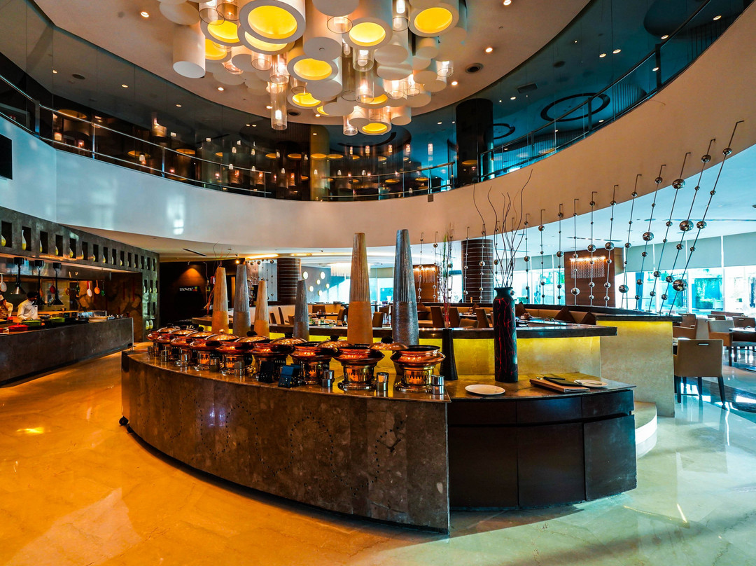 大诺伊达皇冠假日酒店主图