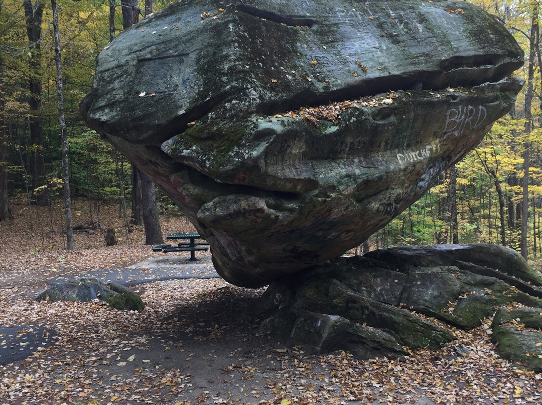 Balance Rock State Park景点图片