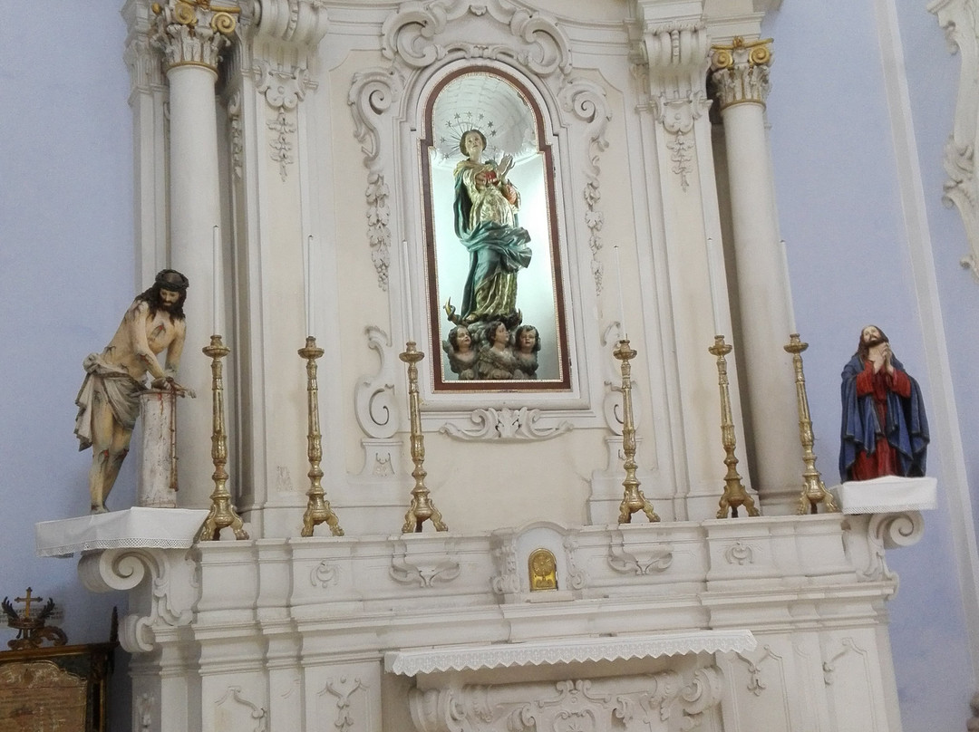 Chiesa di San Francesco d'Assisi-莫诺波利必去景点