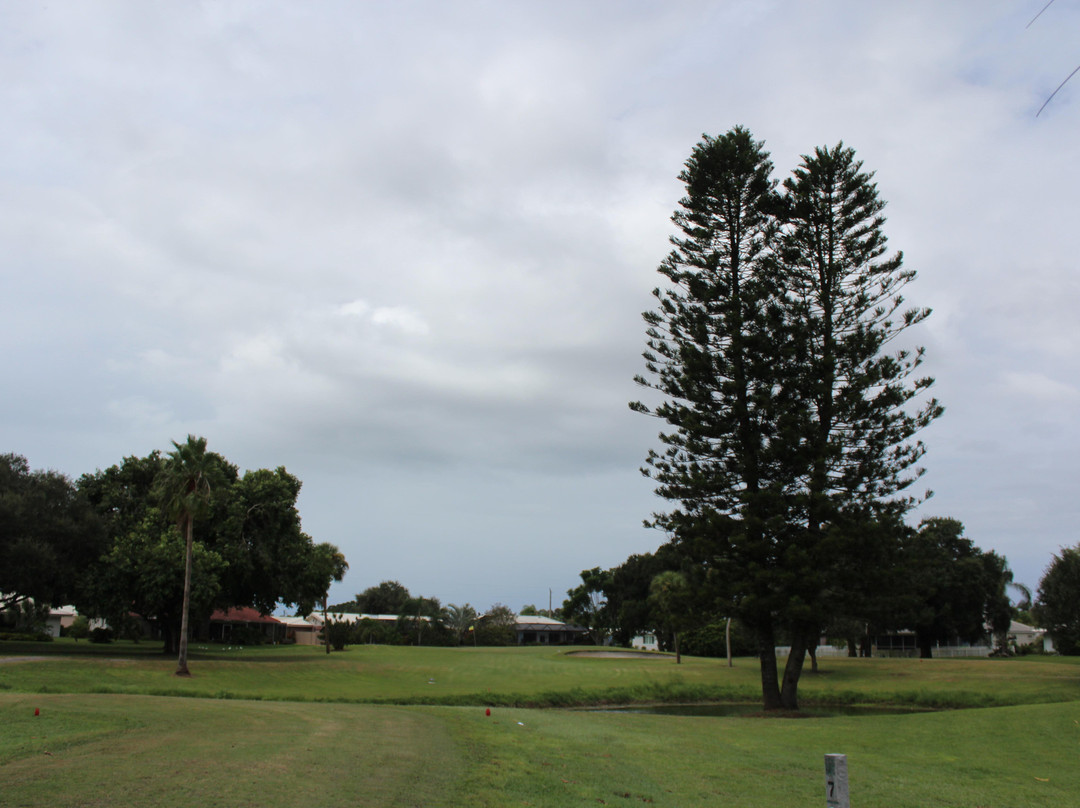 Village Green Golf Club景点图片