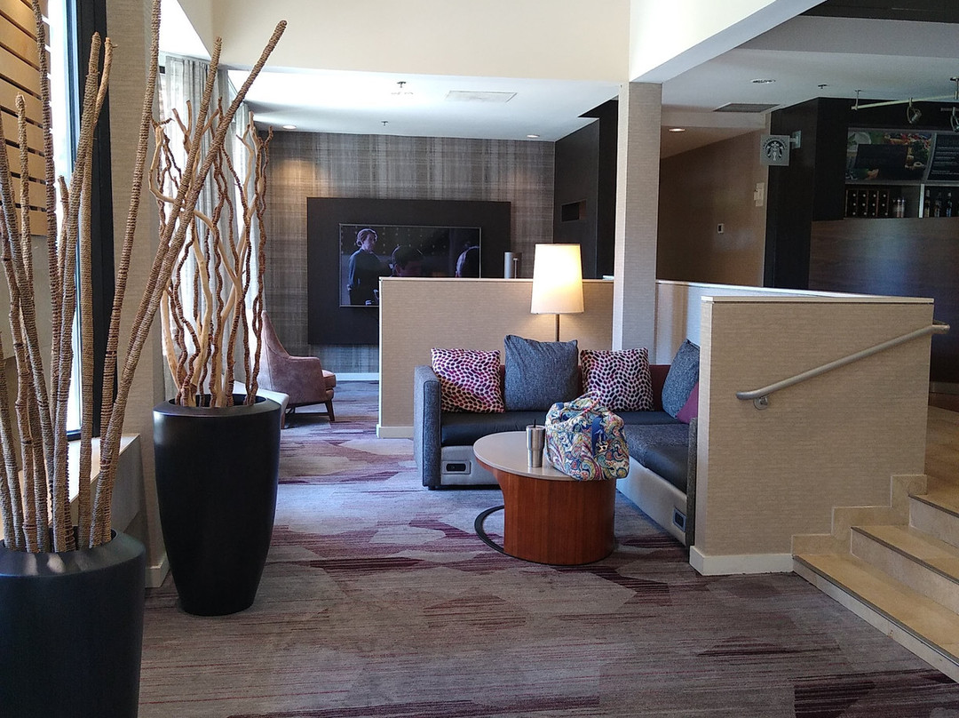 费城德文万怡酒店主图