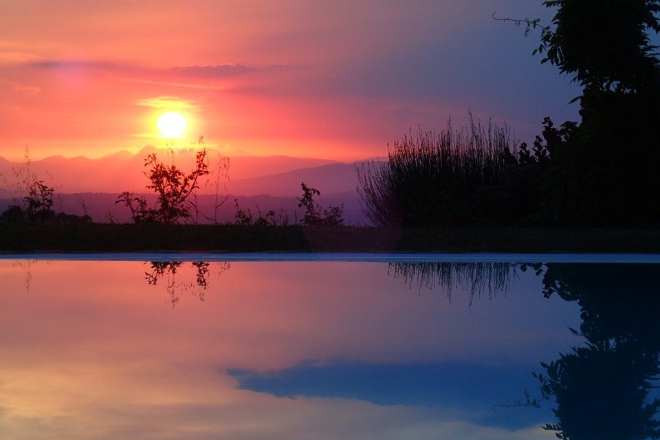 勒赛迪内乐酒店主图