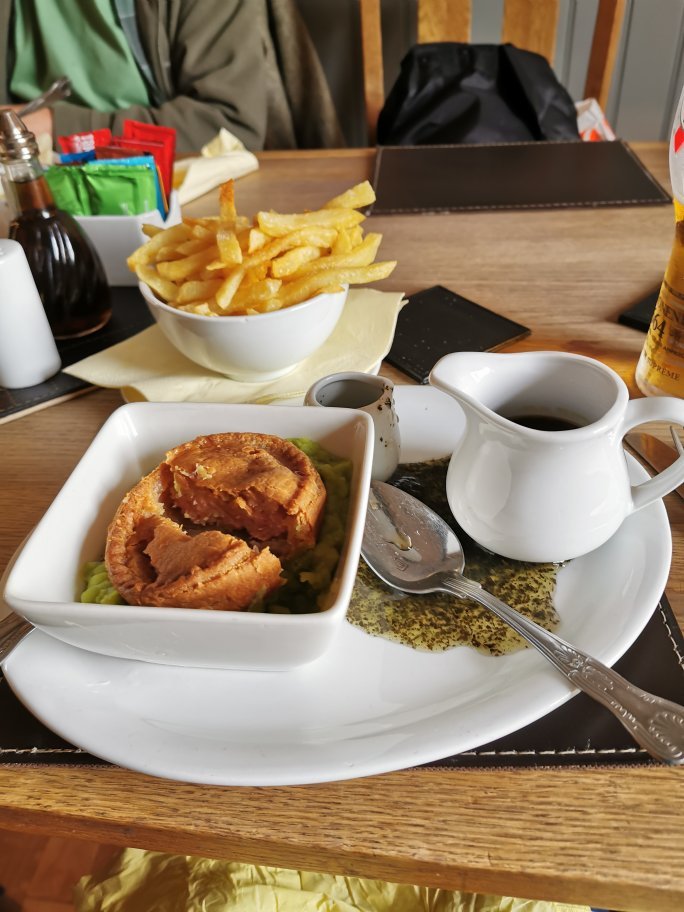 Robin Hood Inn-餐饮