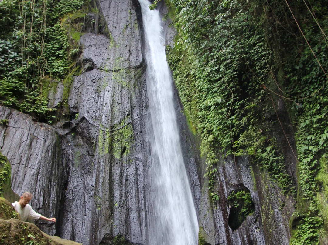 Kuning Waterfall-邦利必去景点