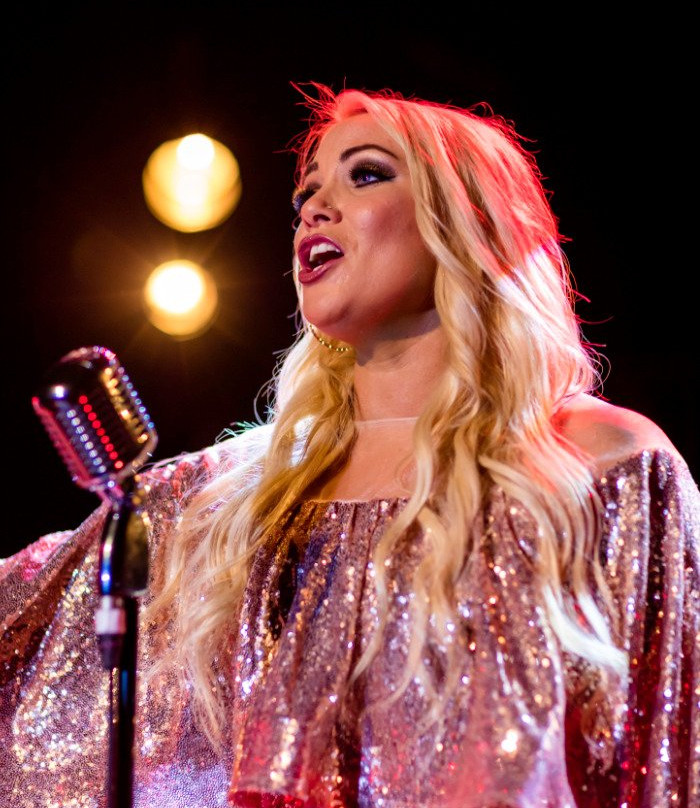 The Paramour Cabaret Theatre-凯恩斯必去景点