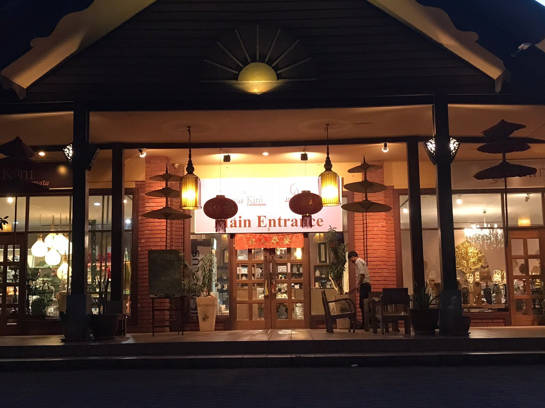 Element mall景点图片
