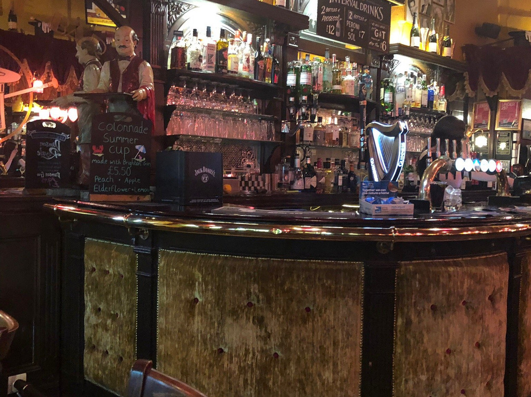The Colonnade Bar-布莱顿必去景点