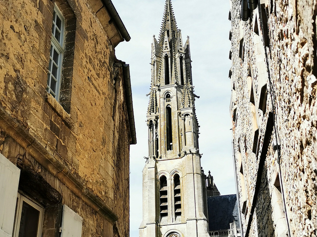 Cathédrale notre-dame de Senlis-桑利斯必去景点