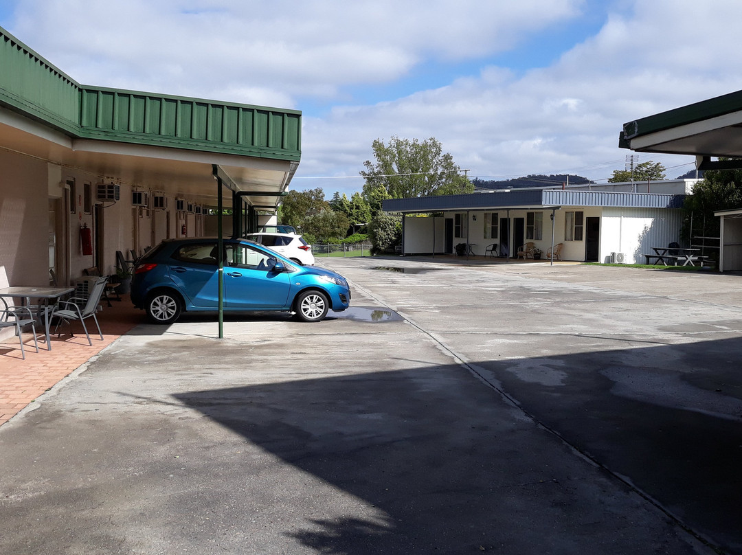 The Boulevard Motel主图