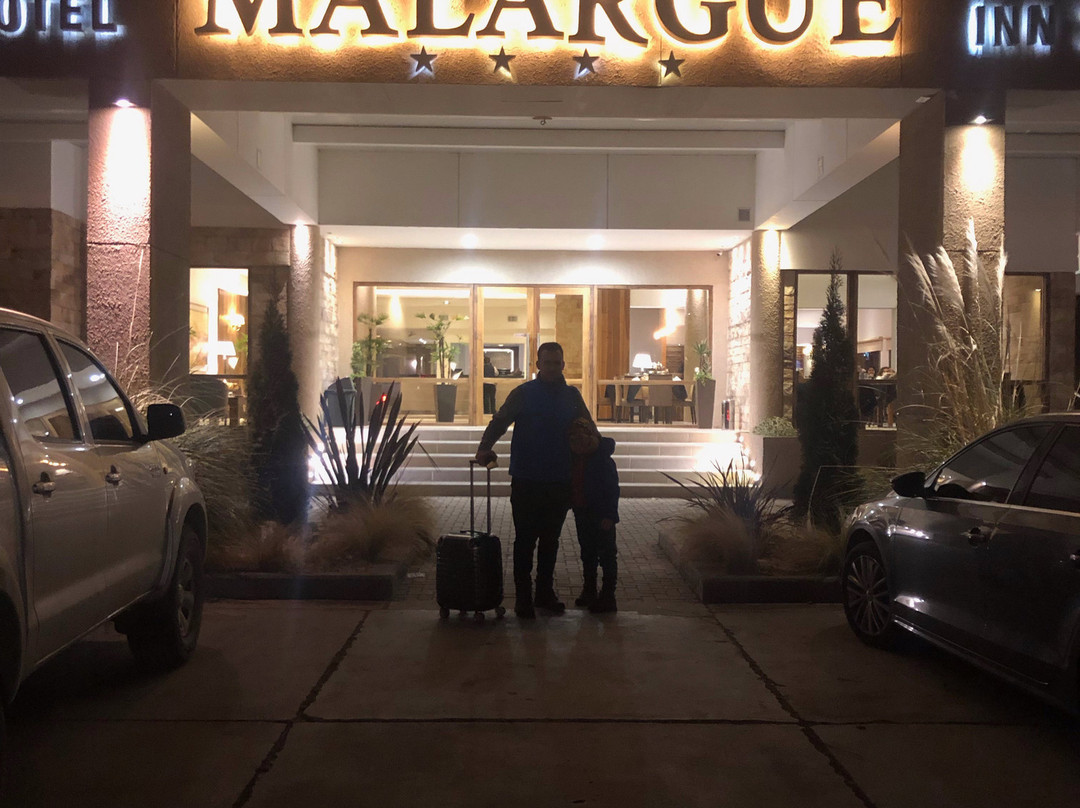 马拉格酒店主图