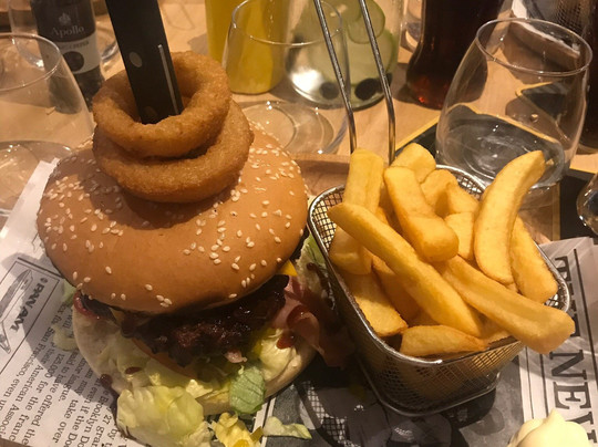 Beer & Burgers Factory