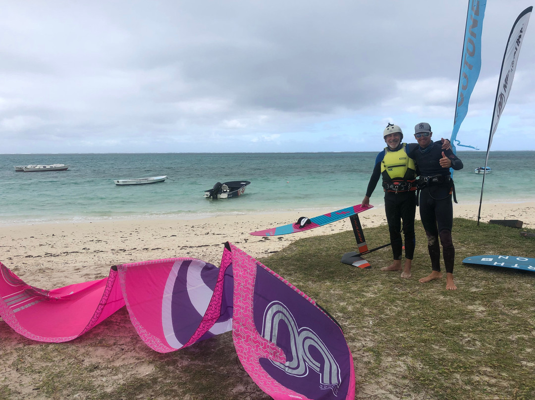Specialised Kiteboarding-Pointe d'Esny必去景点
