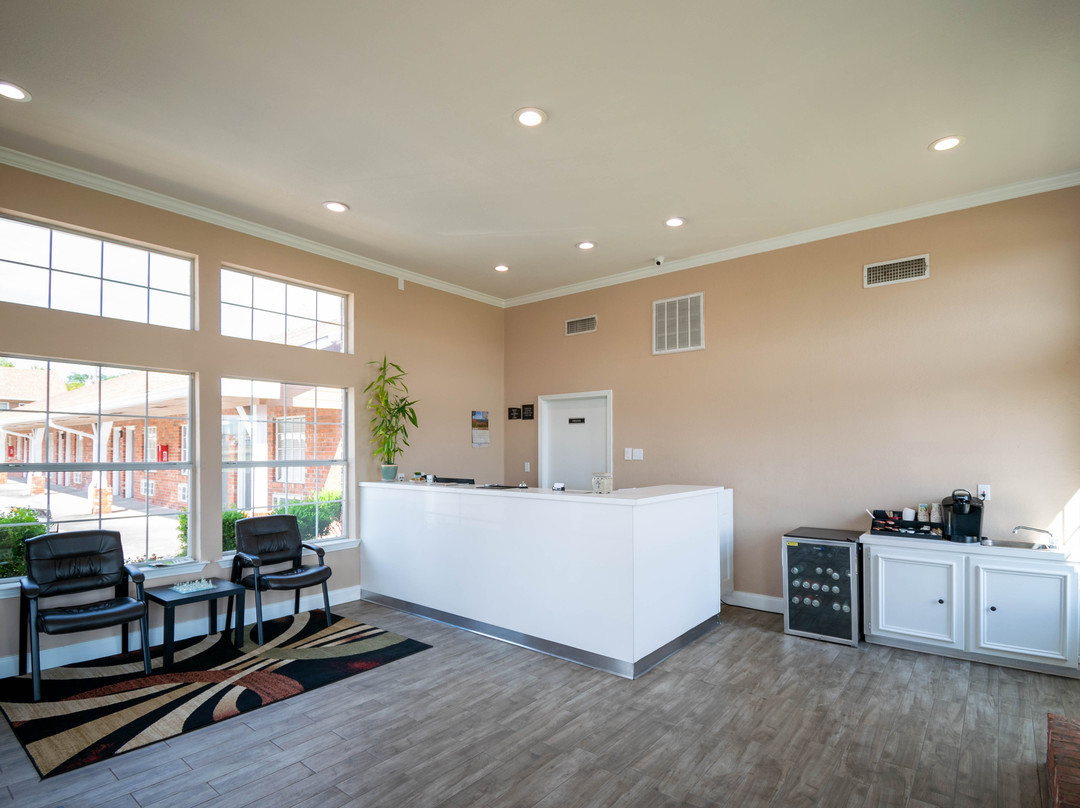 Countryside Inn主图