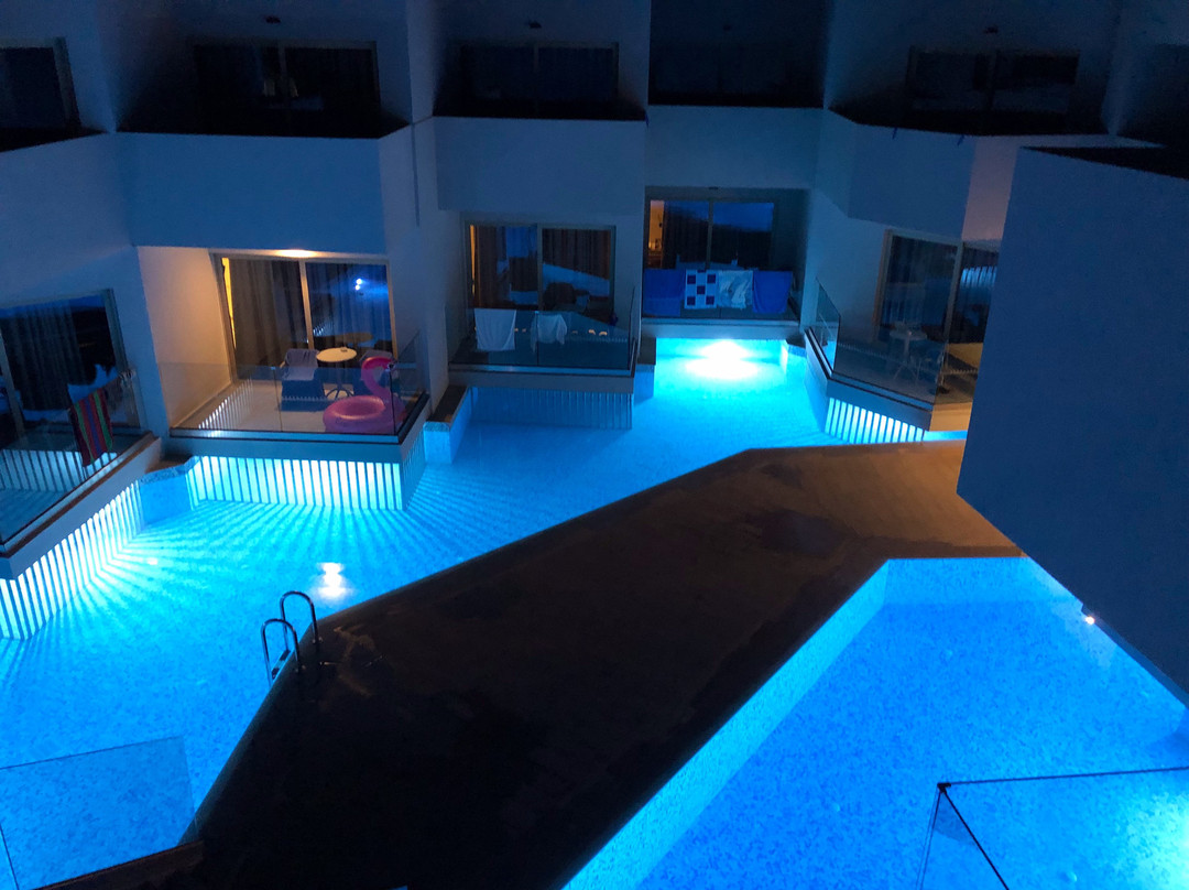 Azure Resort & Spa主图