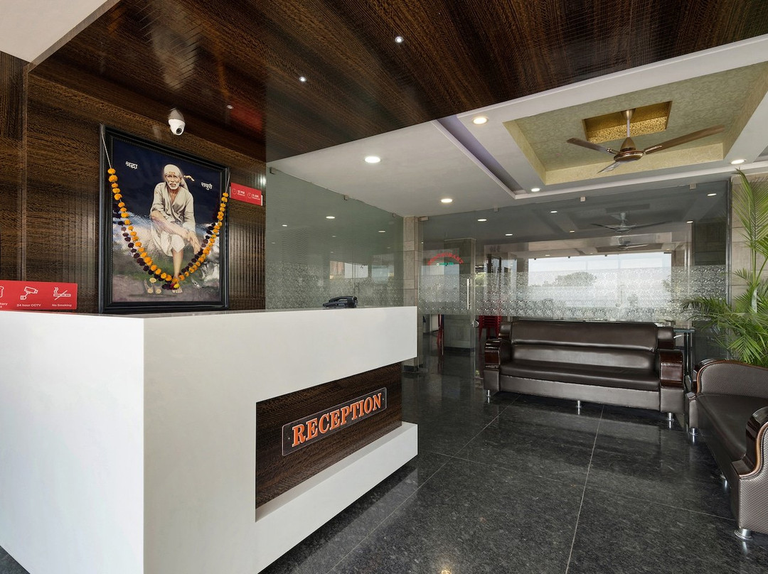 OYO 19196 Shree Sai Niladri Residency主图