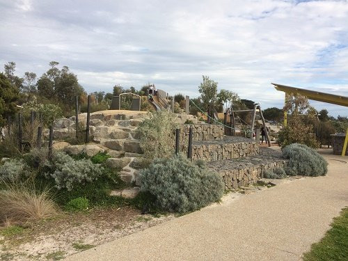 Rosebud Foreshore Playground景点图片