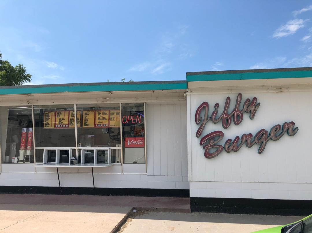 Red Cloud餐馆和美食-Jiffy Burger