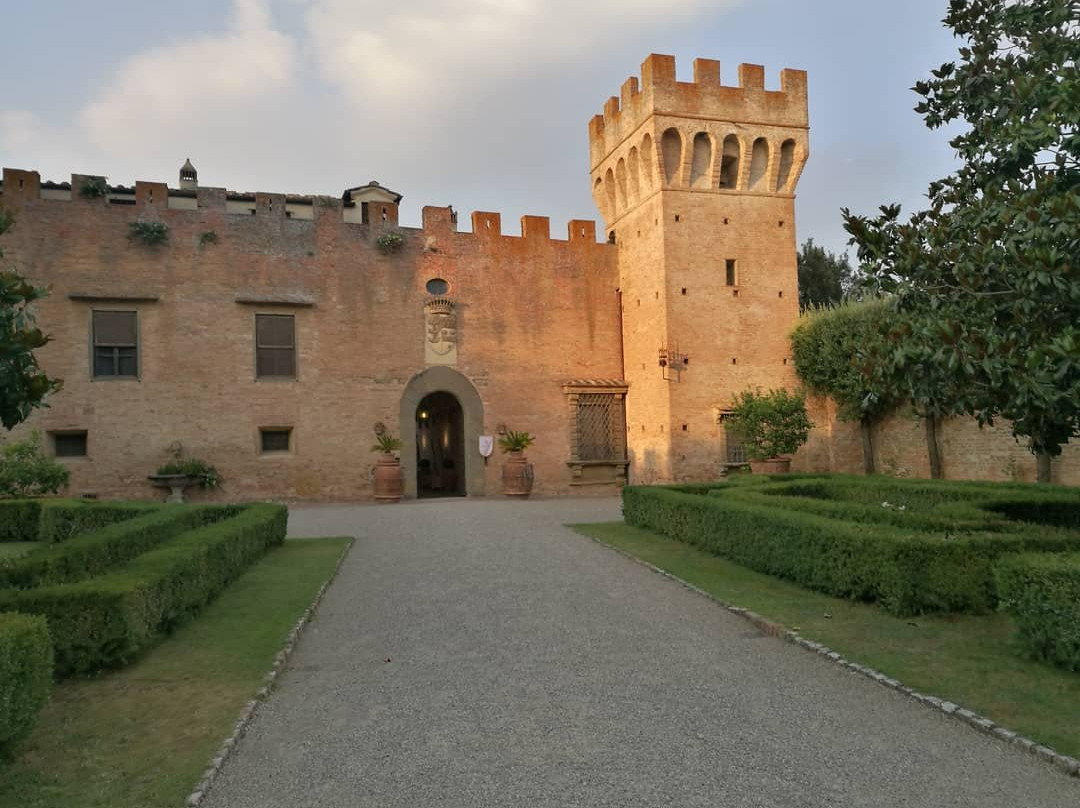 Castello di Oliveto景点图片